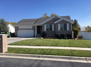 13789 S Trapper Cir, Riverton, UT 84065