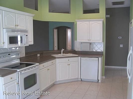2nd image of 1822 Raven Glen Dr