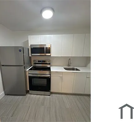 2 bed, 900 sqft, $2,200 — Photo 1