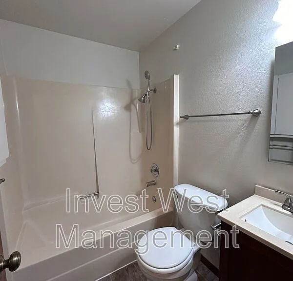 1904 SE Blairmont Dr — Photo 22