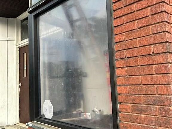 4th image of 1119 Sycamore St