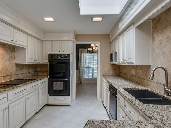 4th image of 6822 Rocky Top Cir