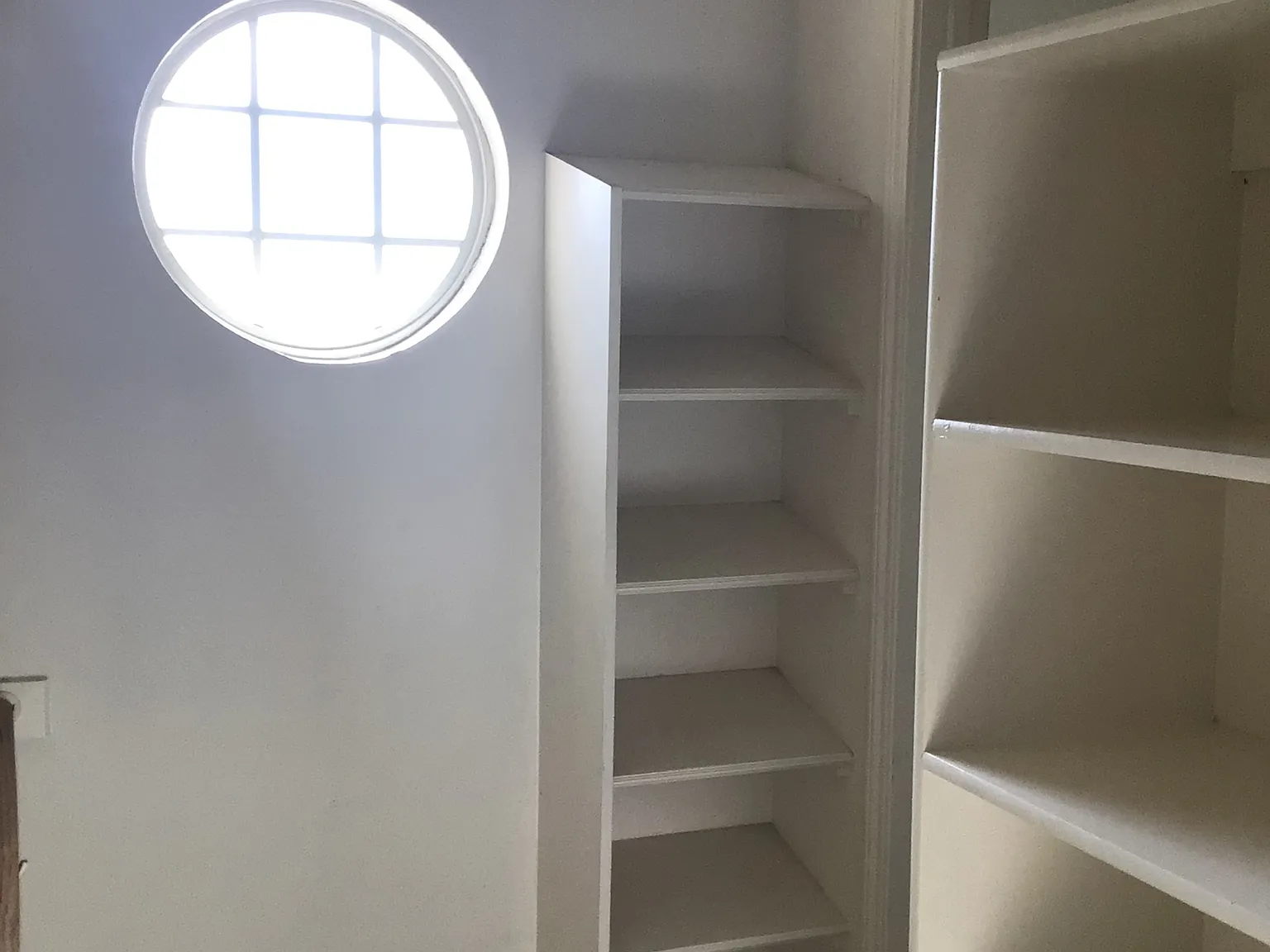 2913 Whisper Oaks Ln — Photo 2