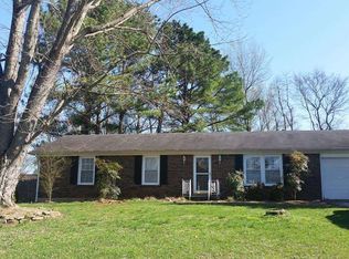 157 Meadow Hill Dr, Bowling Green, KY 42104