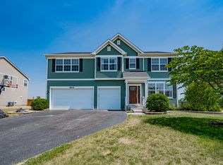 4826 Weaver St, Oswego, IL 60543