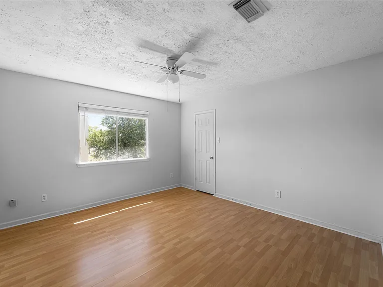11959 Swords Creek Rd — Photo 19