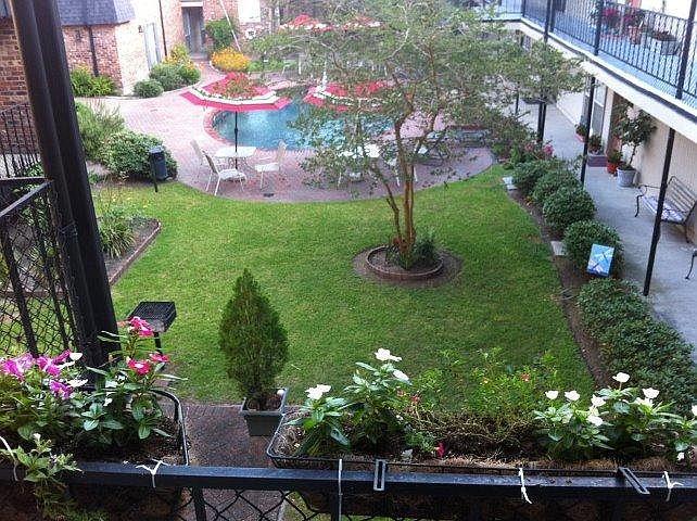 1st image of 2521 Metairie Lawn Dr #12-1