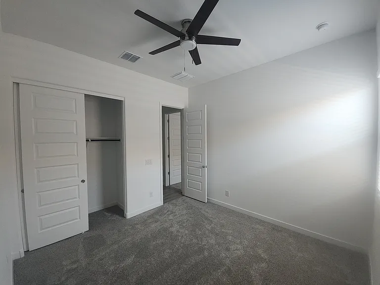 16833 W Smoketree Dr — Photo 28