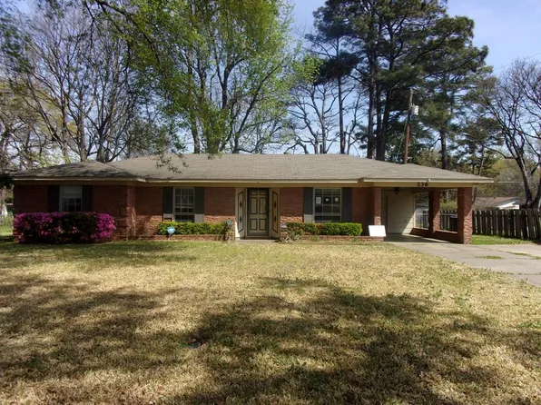 236 Lilac Ln, Greenville, MS 38701