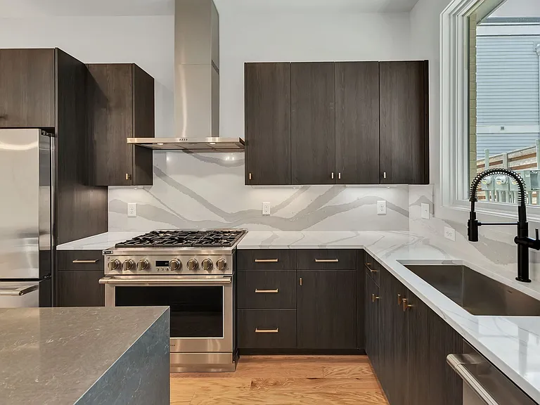 1721 6th Ave N #3 — Photo 8