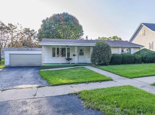 2127 15th Ave, Monroe, WI 53566