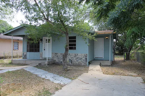 2010 Soliz St Photo 1