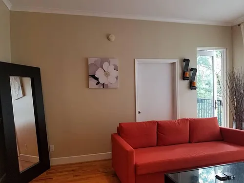 384 Ralph McGill Blvd NE Photo 1