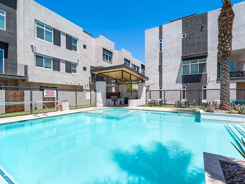 6850 E McDowell Rd #9
