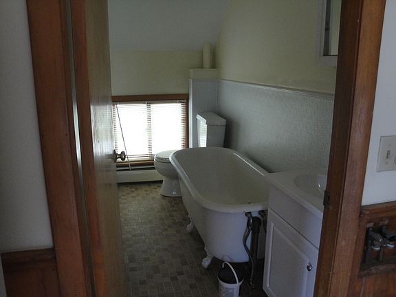 bath/shower being installed