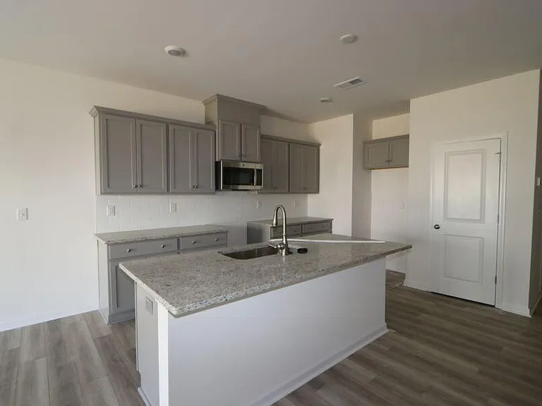 3573 Nimbell Rd — Photo 3