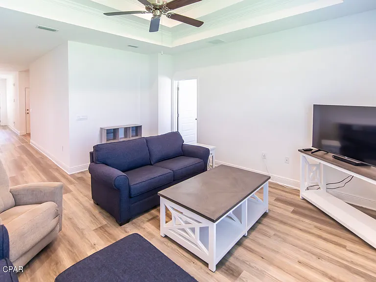 602 Hancock Way — Photo 5