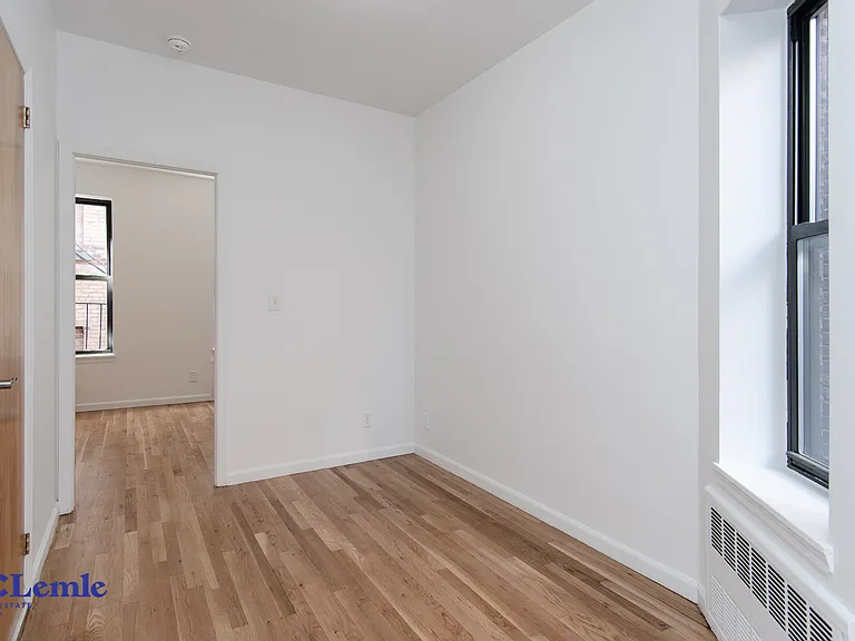 7 Jones St #5B — Photo 7