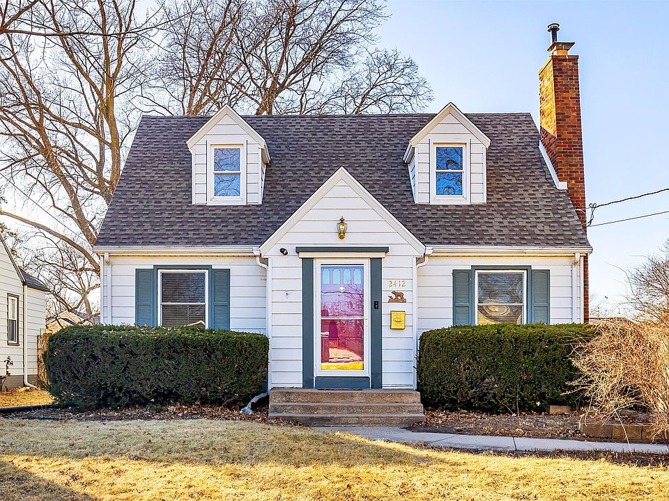 1st image of 2412 44th St