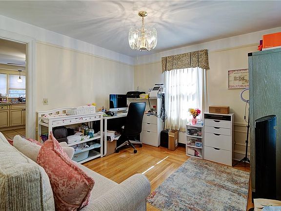5th image of 55 Jastram St