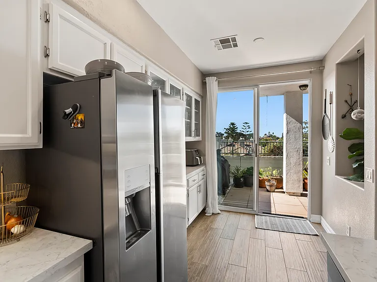 537 Sweet Pea Pl — Photo 11