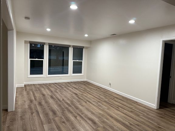 5th image of 1509 N Meadows Ave