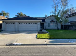 317 Crescent Dr, Los Banos, CA 93635