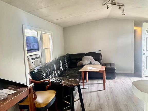 2nd image of 114 & 112 Denise Drive
