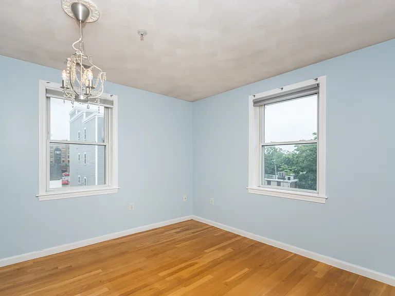 10 Middle Street Ct #7 — Photo 8