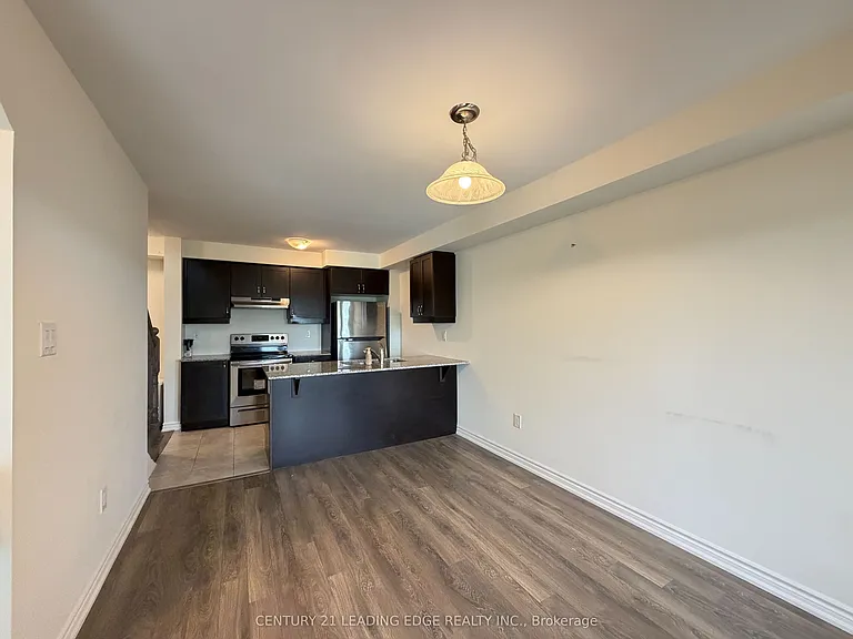 70 Lockyer Dr — Photo 13