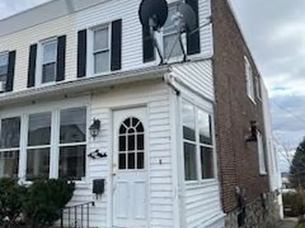 121 Worrilow St, Linwood, PA 19061