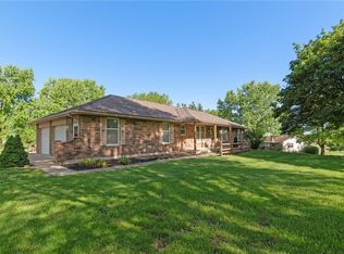 19514 S Quail Ridge Rd, Belton, MO 64012