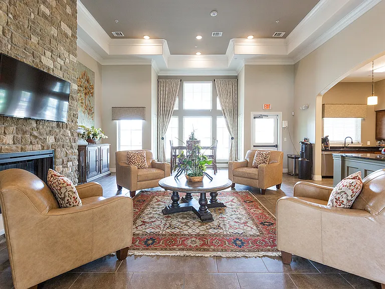 Freedom Hills Ranch Apartments — Photo 44