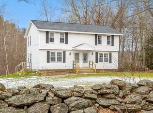 158 New Braintree Rd, Oakham, MA 01068