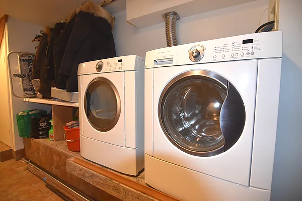 Rented by Triplemint | media 14