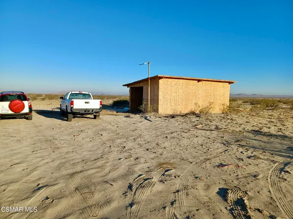 220 Avenue N, Palmdale, CA 93591