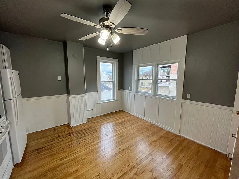 637 S 3rd Ave — Photo 3