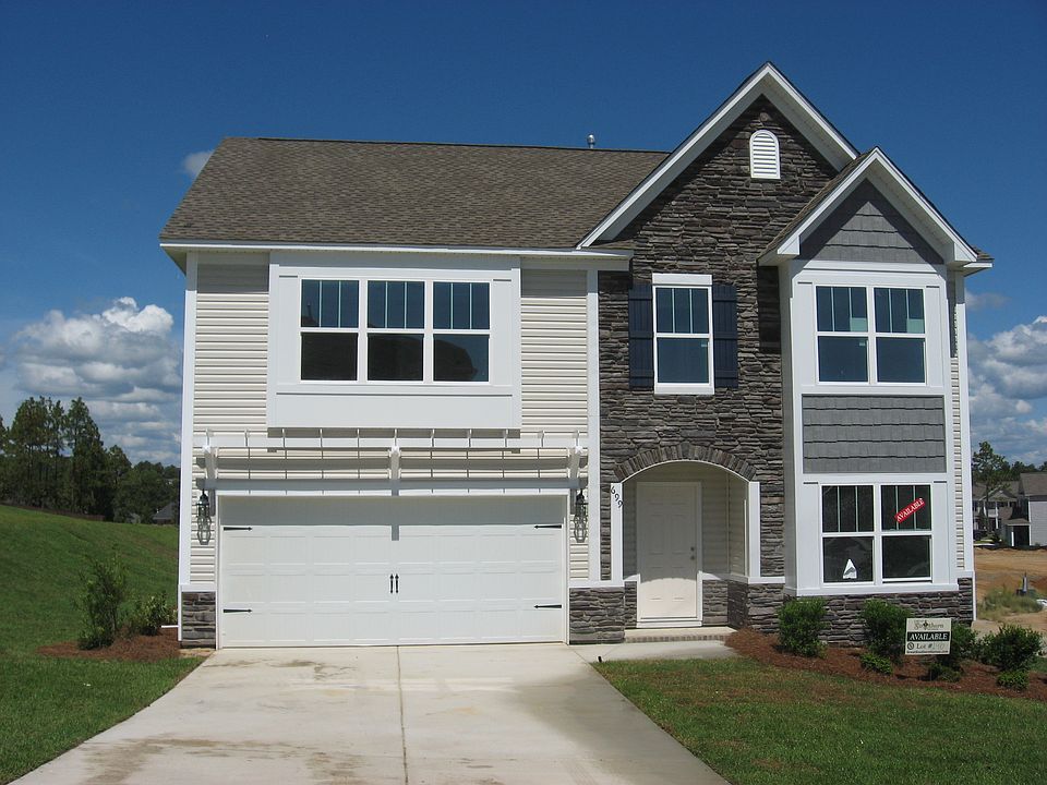 699 Gladiolus Drive
