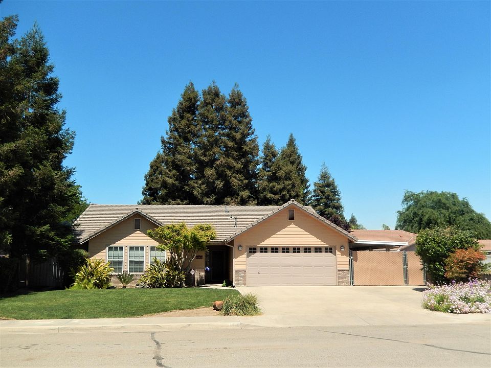 1st image of 3926 E Auburn Dr