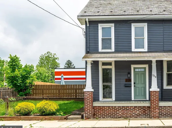328 Vine St, Middletown, PA 17057