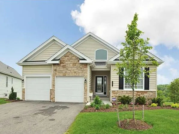 327 Patriot Ln, Freedom, PA 15042