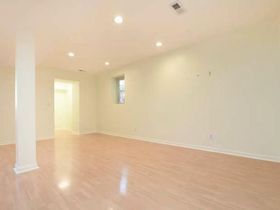5th image of 2447 N Kimball Ave #G