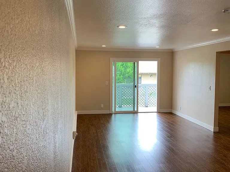 The Enclave at Lawrence — Photo 1