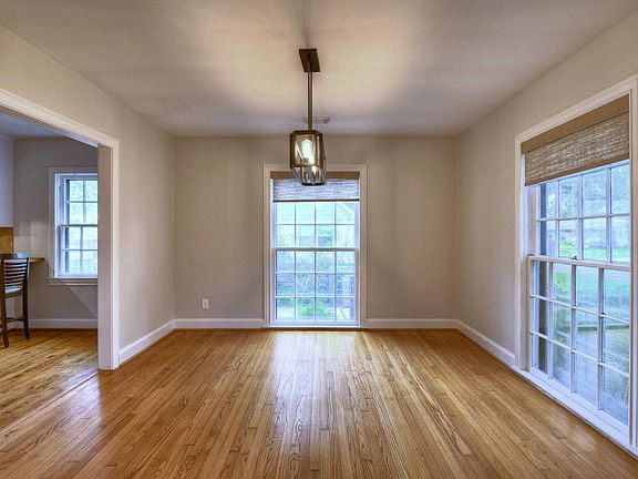 Dining room off of kitchen