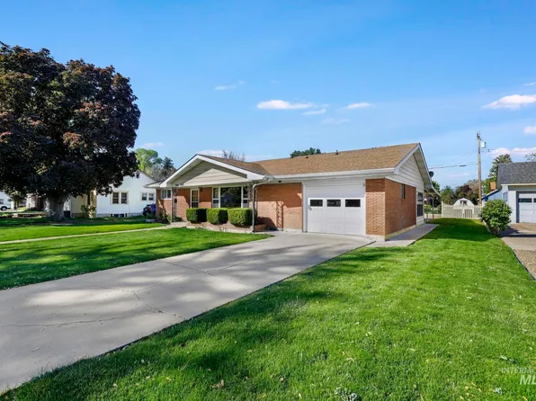 245 S 5 E, Mountain Home, ID 83647