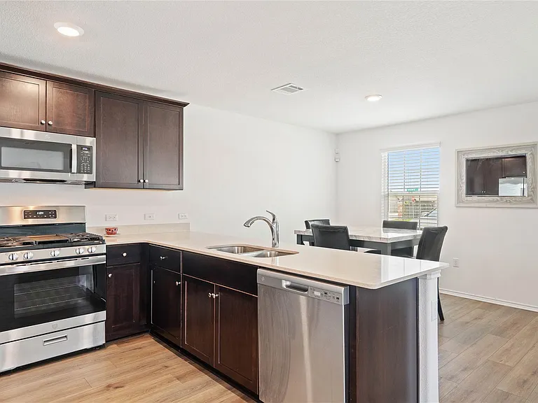17813 Willacy Cv — Photo 17