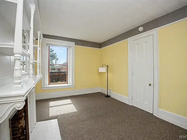 493 Delaware Ave #3 — Photo 16