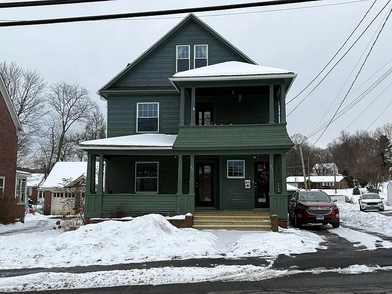 415 Litchfield St — Photo 3