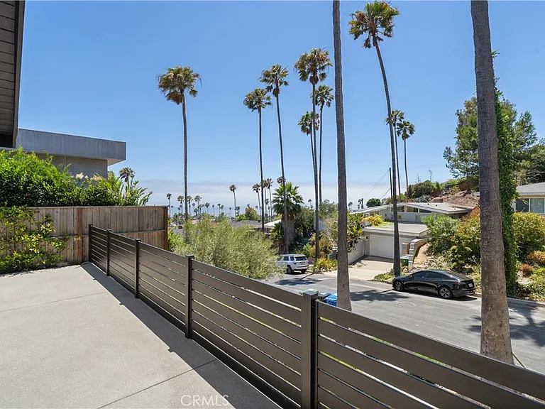 2200 Mantis Ave — Photo 3