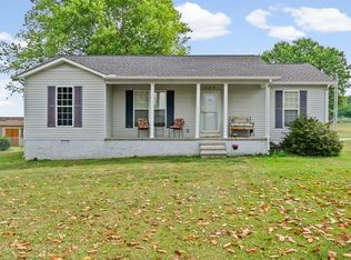 399 Okalona Rd, Livingston, TN 38570
